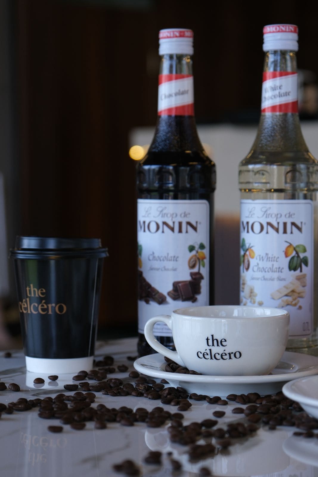 illy kahve ve Monin şurupları, the célcéro bar